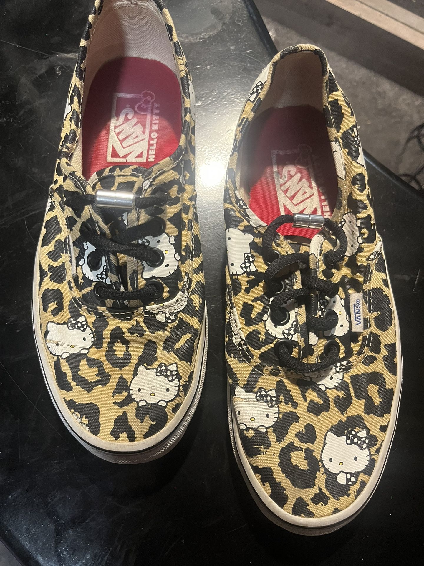 hello kitty leopard vans Men’s 5.5/women’s 7
