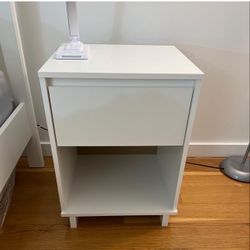 Nightstand 