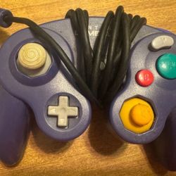 NINTENDO GAMECUBE CONTROLLER 