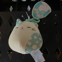 Kesla The Cat Squishmallow Clip 