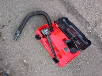 MILWAUKEE M18 VACUUM WITH BATTERY AND ALL ACCESSORIES (NO BASE)
