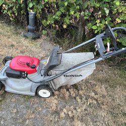 Honda Mower Harmony 215