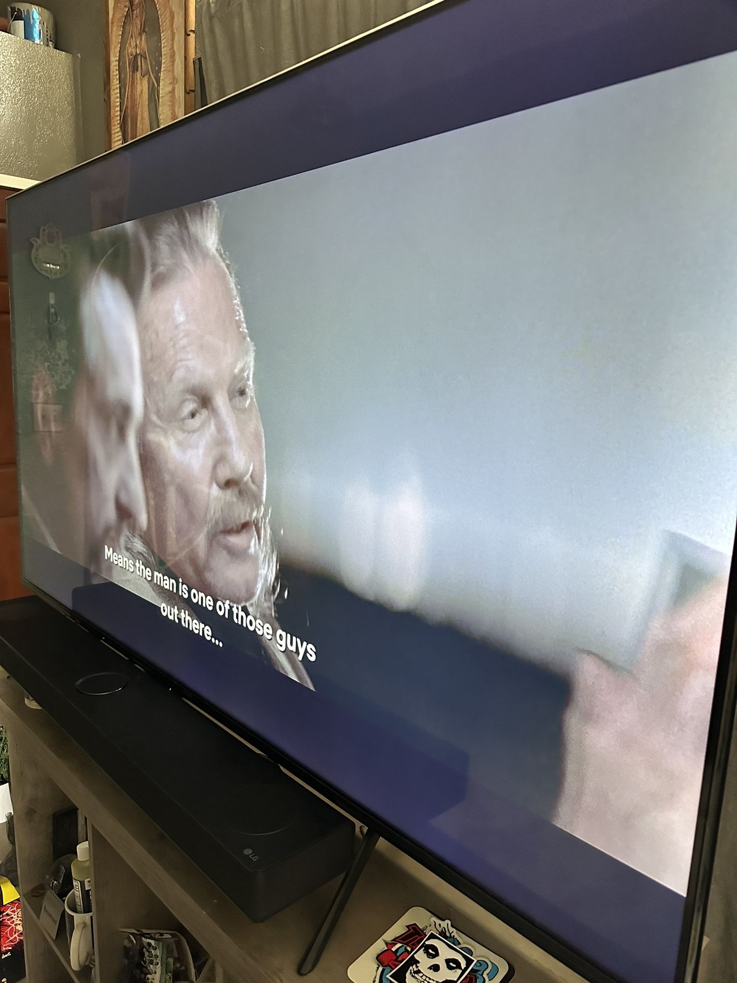 65” Tv Hisense