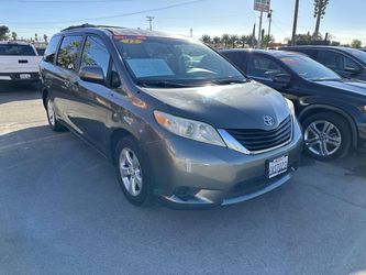2012 Toyota Sienna
