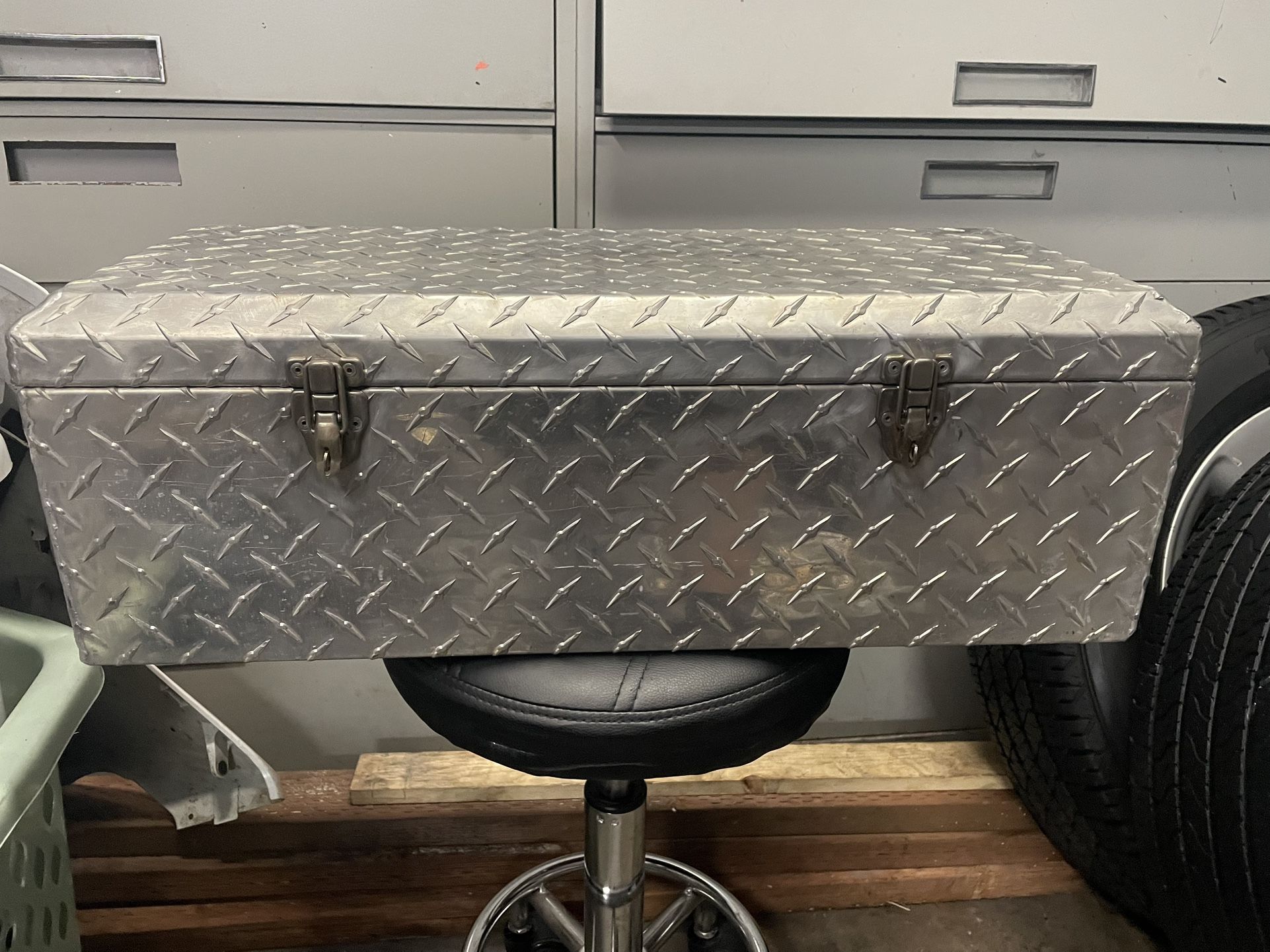 Aluminum Diamond Plate Tool Box/storage