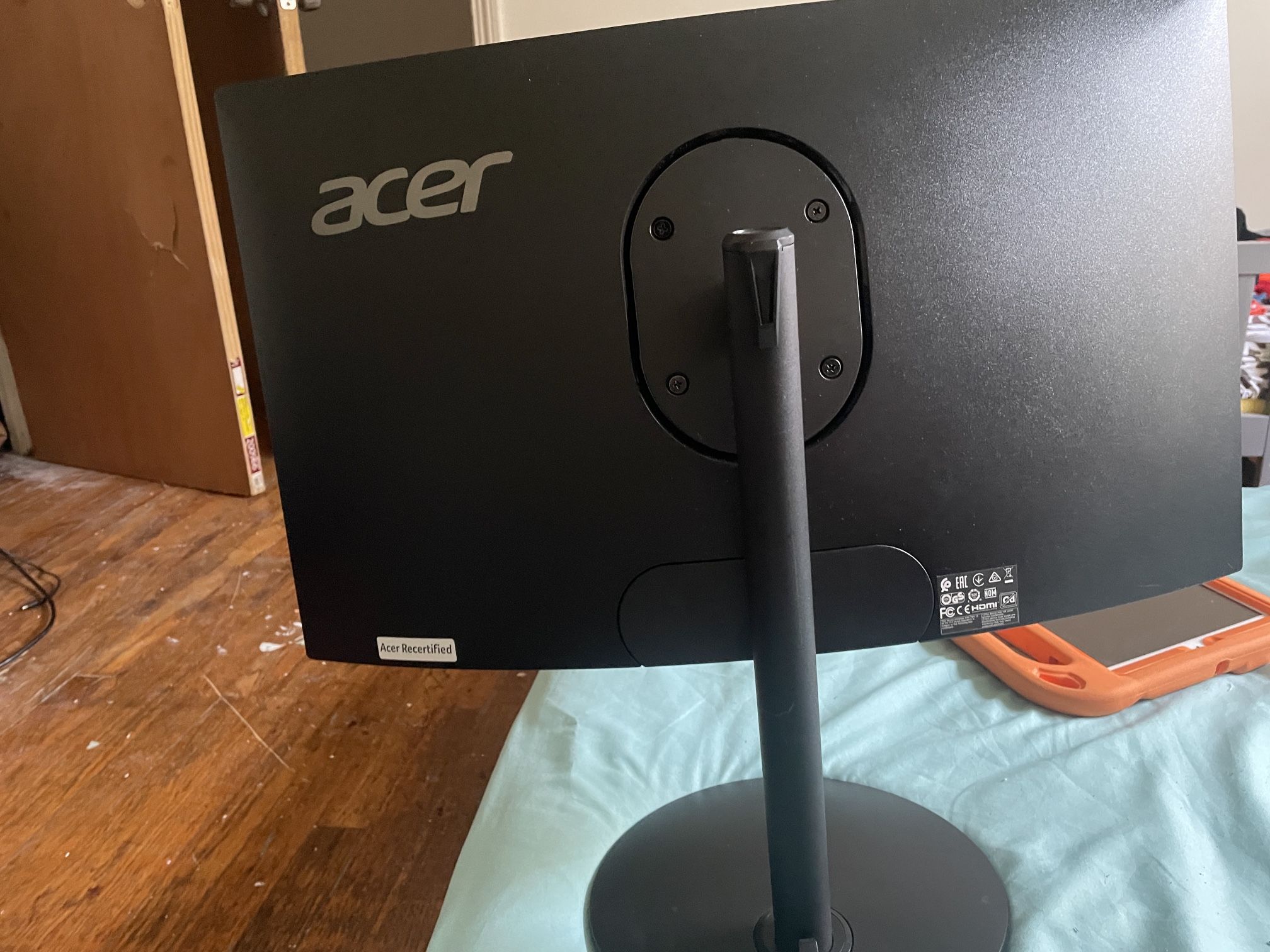 Monitor 180 Hz
