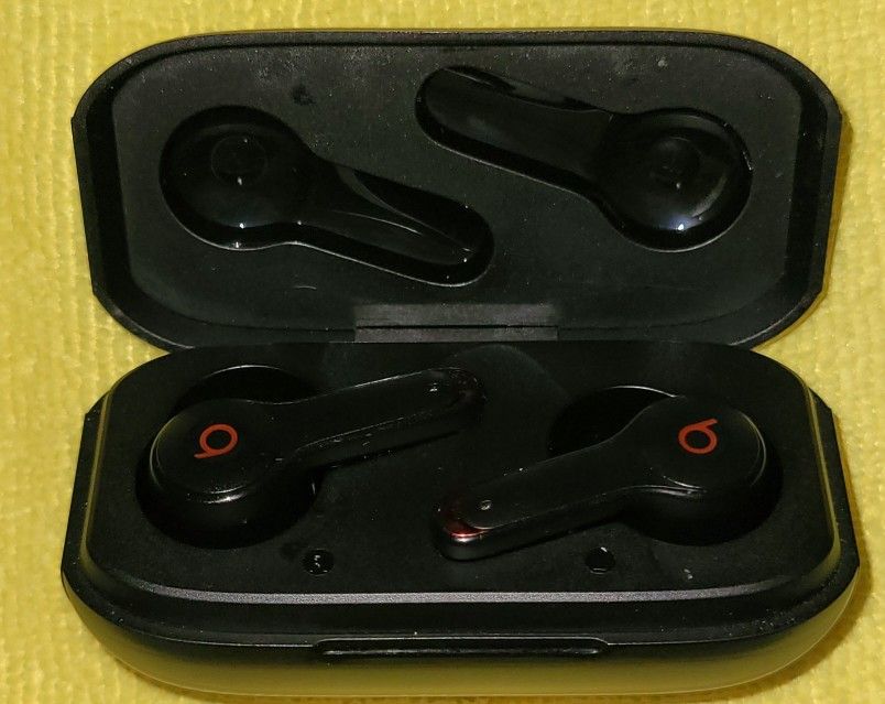Beats Earbuds
