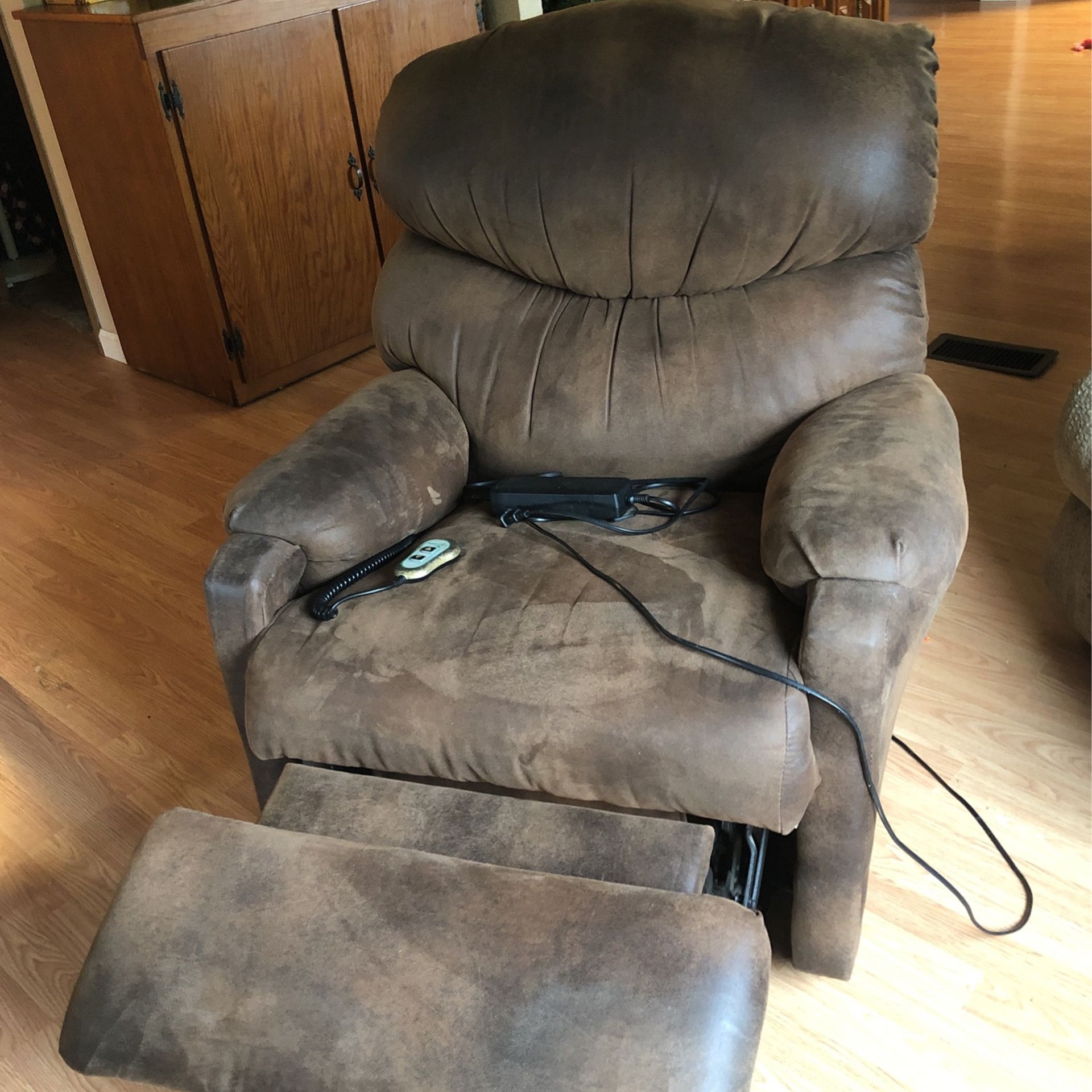 Med lift chair model 11560ux new arrivals
