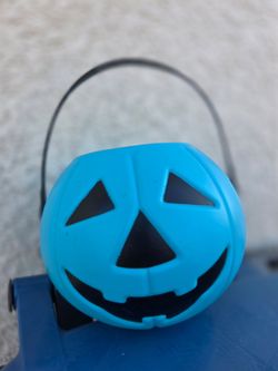Cut Small Blue Plastic Halloween Pumpkin Candy Bucket For Kids