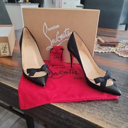 CHRISTIAN LOUBOUTIN PARIS