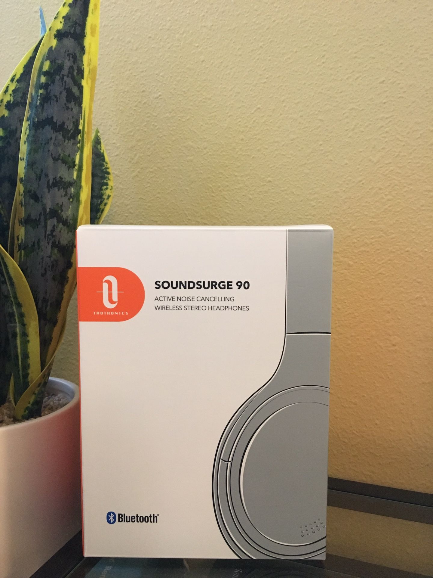 NEW taotronics Bluetooth headphones