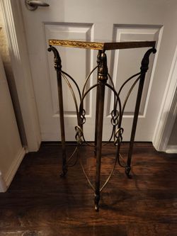 Tall stand