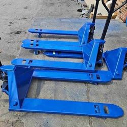 Many different brands of pallet jacks $199-249 lots!