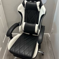 Massaging Gaming Chair