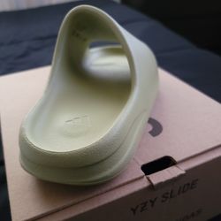 Adidas Yeezy Slide Resin 