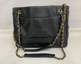 Chanel Quilted Lambskin Chain Tote Bag In Black (CMP122728)