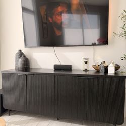 Black Modern Fluted TV Stand 