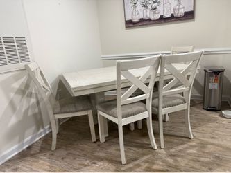 Ashly dining table 6 seats