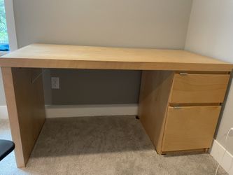 IKEA Malm Desk