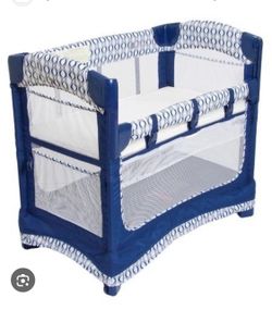 Arms Reach Co-Sleeper