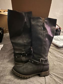 Woman boots (wash out black color)