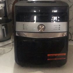 Pamper Chef Air Fryer Like New