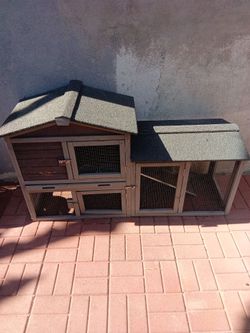 Rabbit hutch