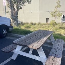 FREE Picnic Table