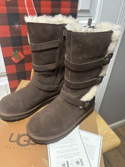Authentic UGG K Maddi boots