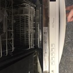 White LG Dishwasher 