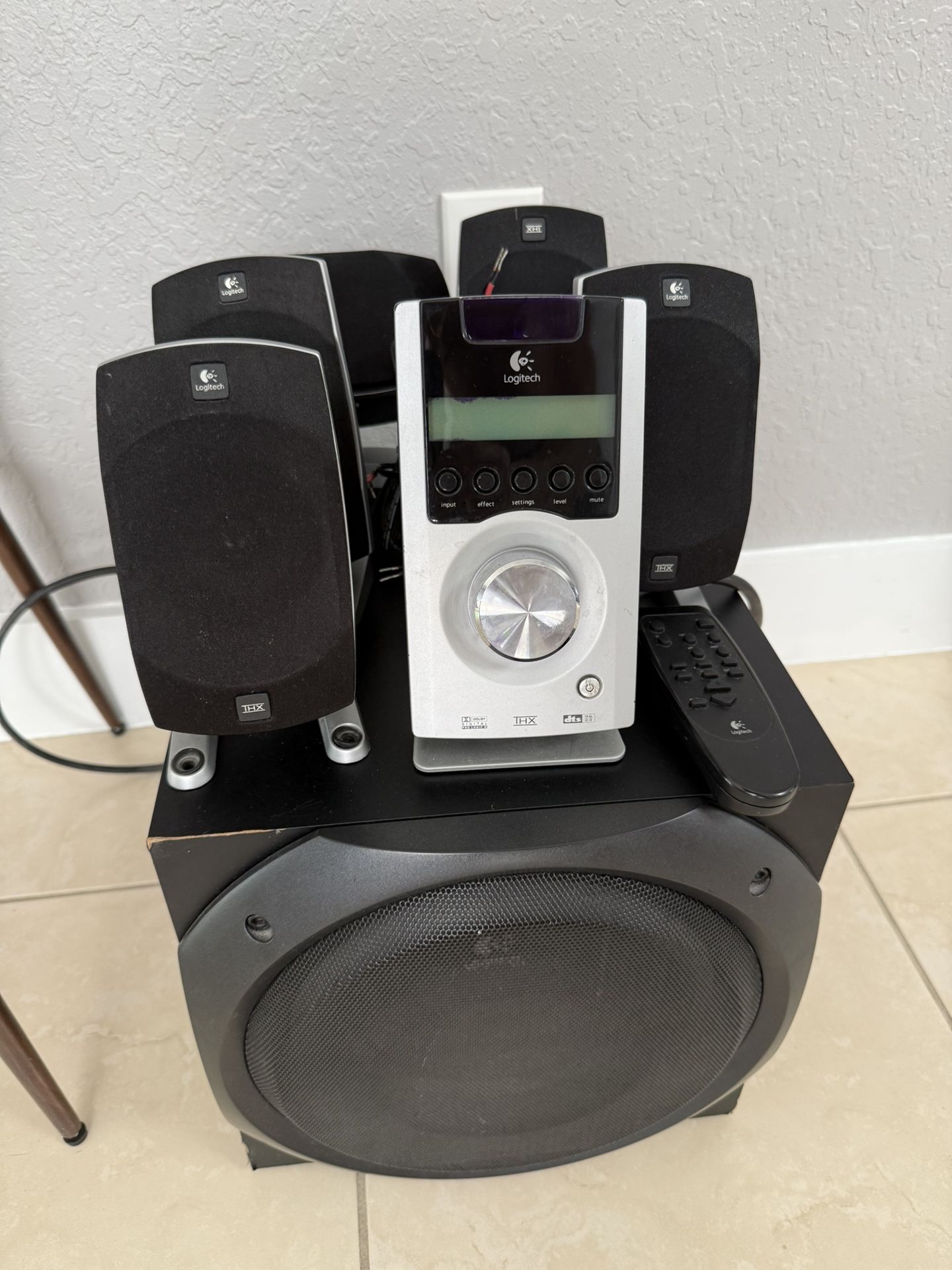 Logitech Z-5500 5.1 Surround Sound Set 500w Sub 