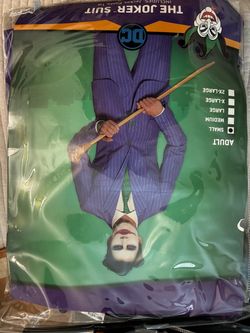 Costume