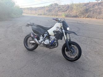 Suzuki DR-Z 400 SM