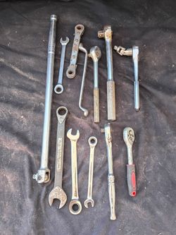 3/8 Ratchets, AC Refrigerant Ratchet, 1/2 Breaker Bar, Gear Rench, 1/2 Ratchets Lot