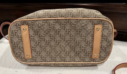 Dooney & Bourke Purse