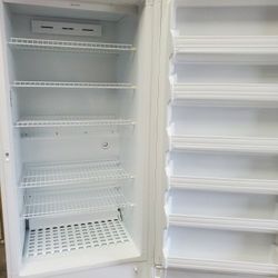 FRIGIDAIRE FREEZER ⚘️ ⚘️ ⚘️ 