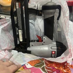 Finish Nailer / Nail Gun