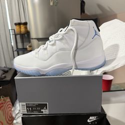Air Jordan retro 11 blue legend size 11
