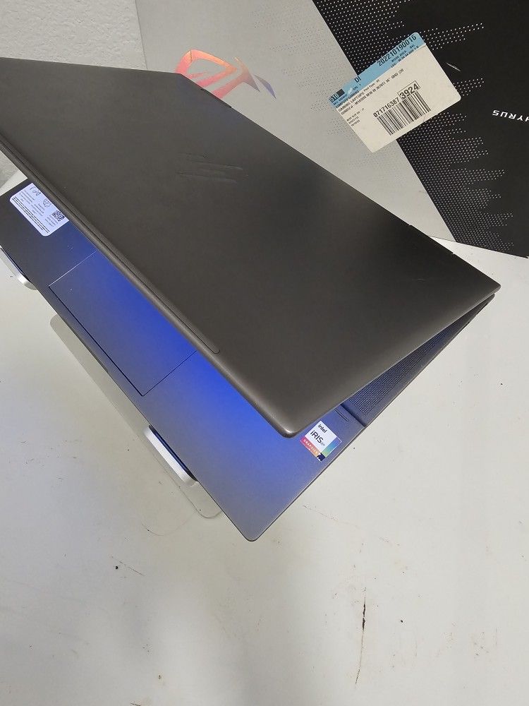 LAPTOP HP ENVY X360 15.6 INTEL I7 13TH GEN 12gn 512ssd Windows 11pro