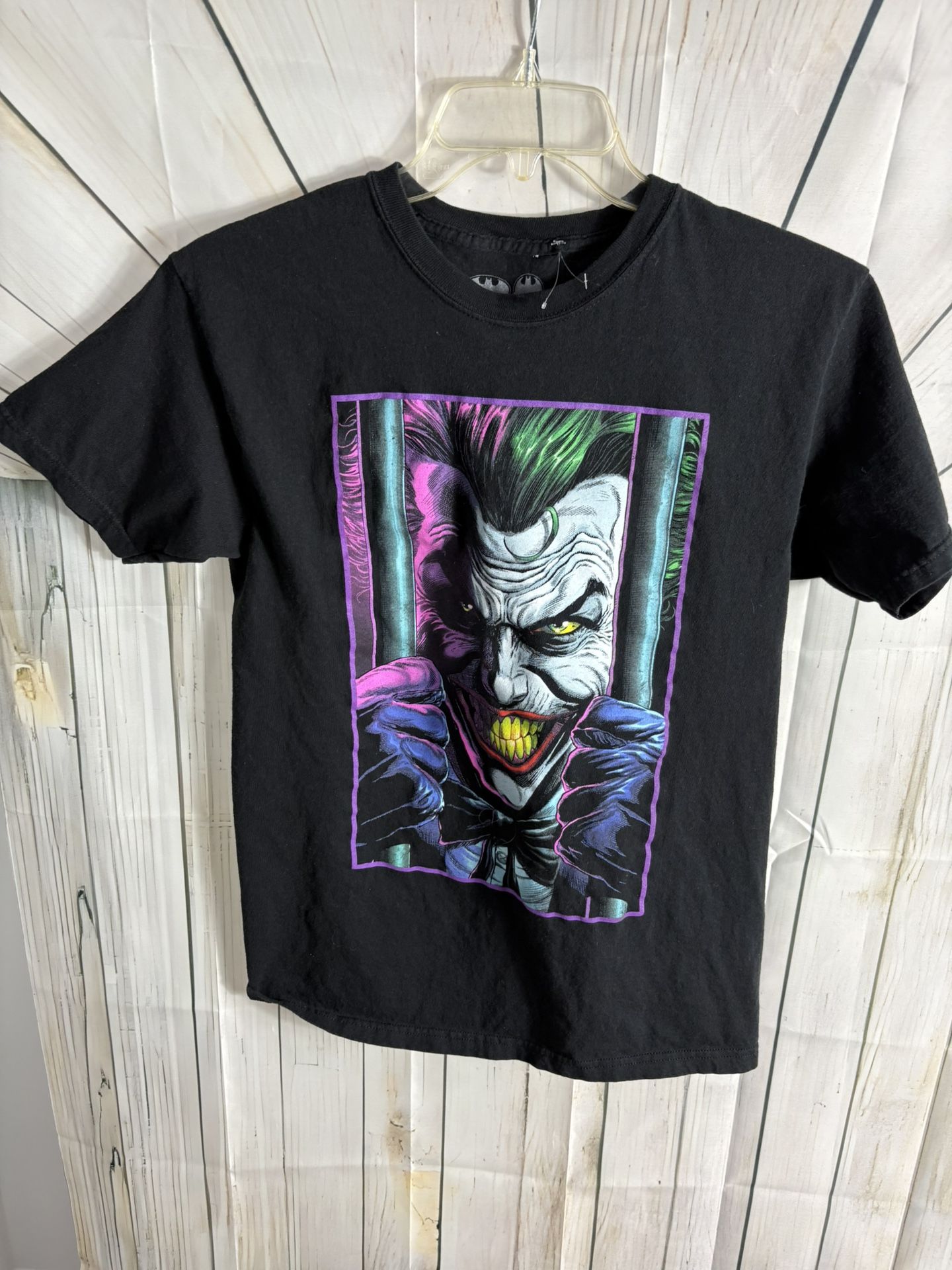Batman - The Joker Tee Shirt Size Medium Men’s
