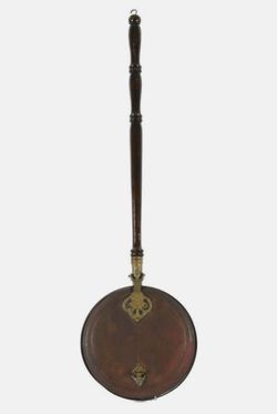 Antique Copper Bed Warmer with Wooden Handle