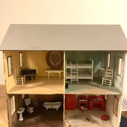 1950 Two Story Antique Doll House