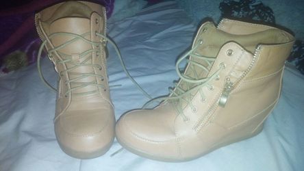 Booties tan size 7