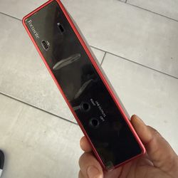 Focusrite Scarlet 2i2 4th Gen