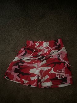 Eric Emmanuel shorts red camo