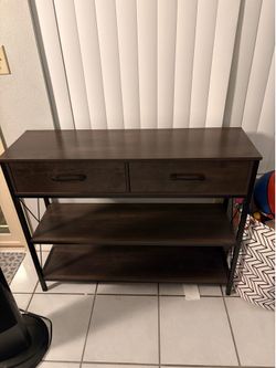 Console/Entry Table