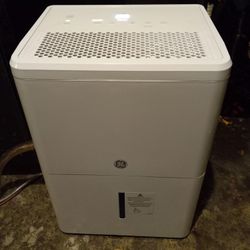 GE dehumidifier  35 Pints 