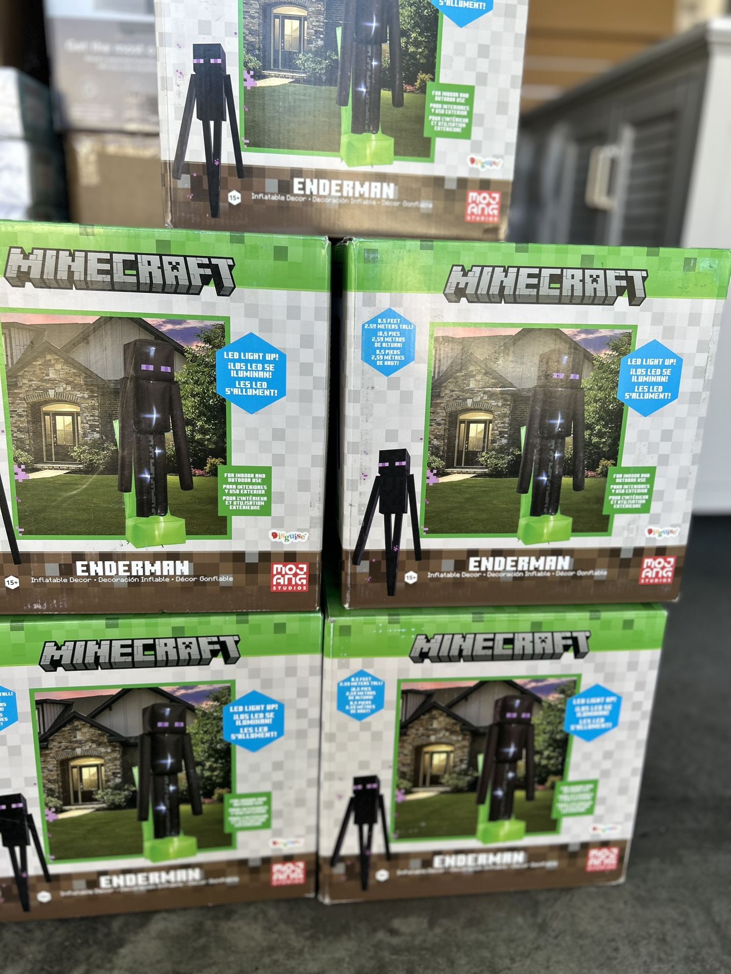 Minecraft Enderman Inflatable Lawn Decoration, Official Minecraft Party Decor, 8.5 Foot Inflating Enderman