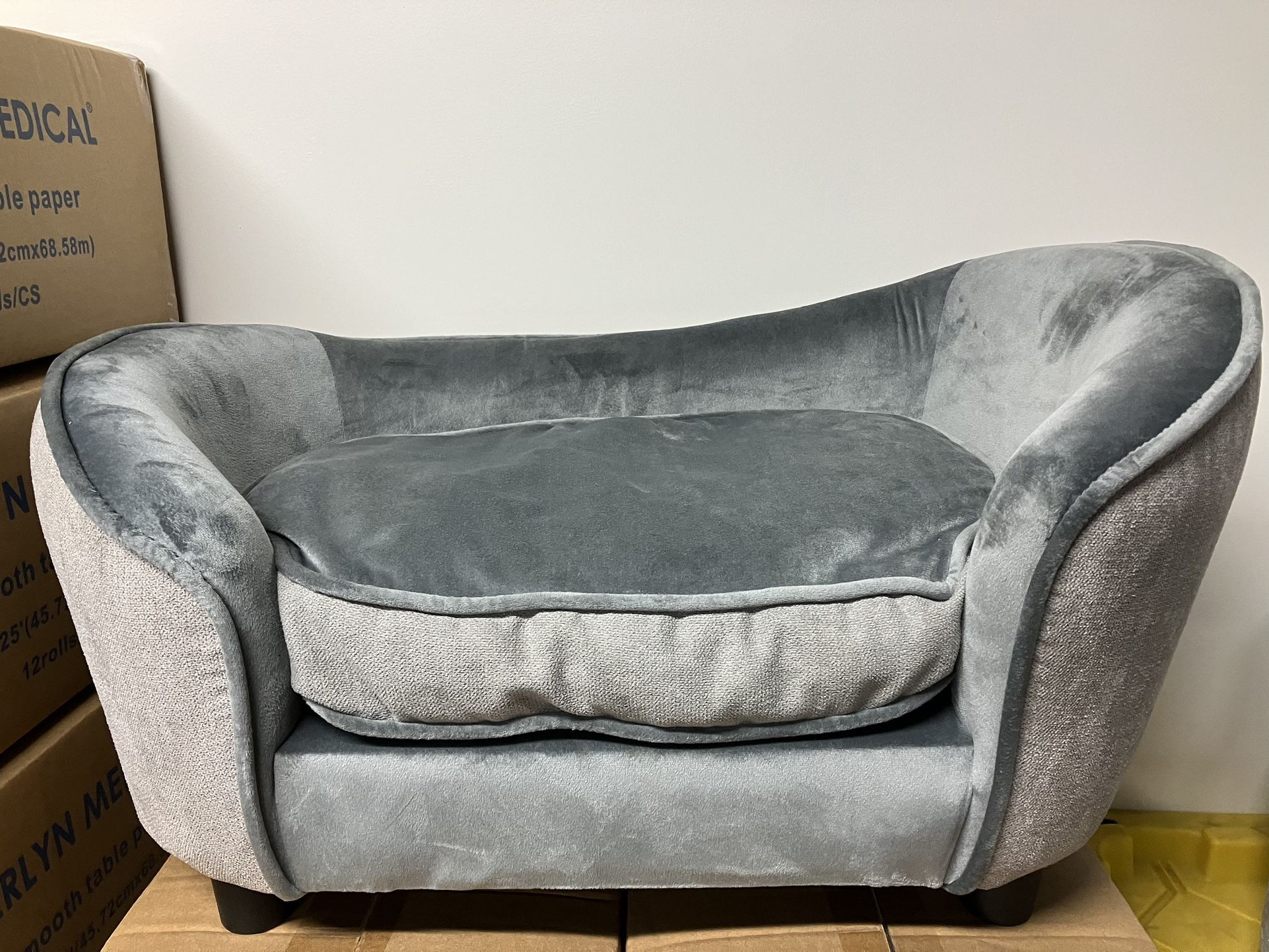 Small dog Puppy Bed Couch Lounger Grey Suede 