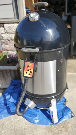 22.5 inch Webber Smokey Mountain Smoker